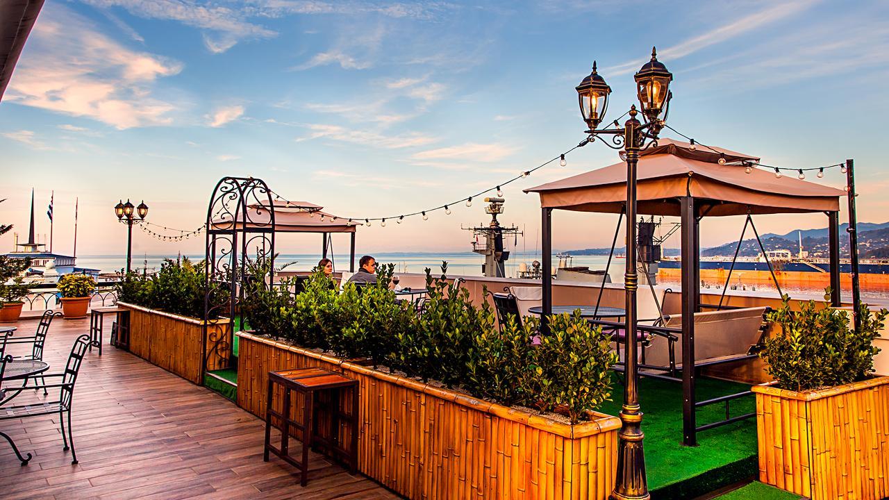 The Admiral Hotel Batumi Exterior foto