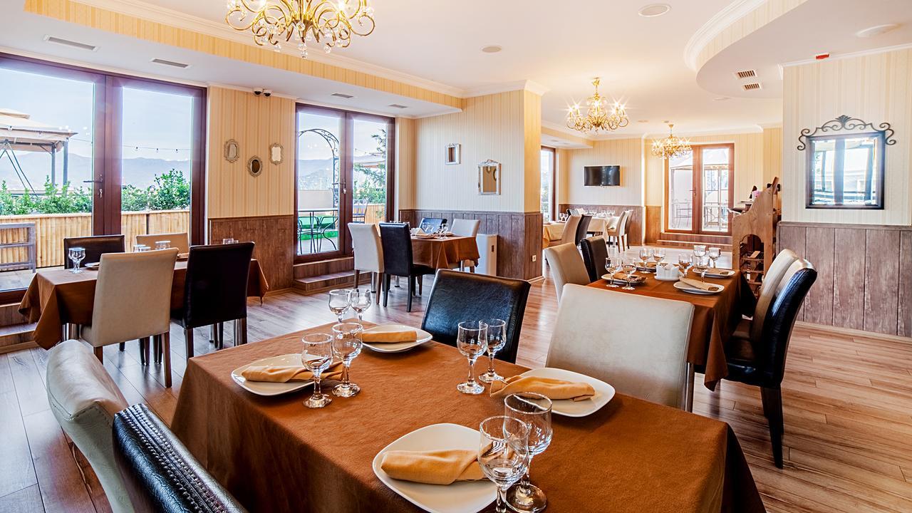 The Admiral Hotel Batumi Exterior foto