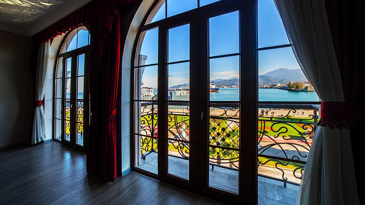 The Admiral Hotel Batumi Exterior foto